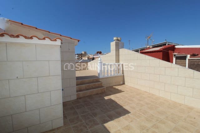2 makuuhuone Huvila myytävänä paikassa Los Europeos, Torrevieja - 200 000 € (Ref: 10048721)