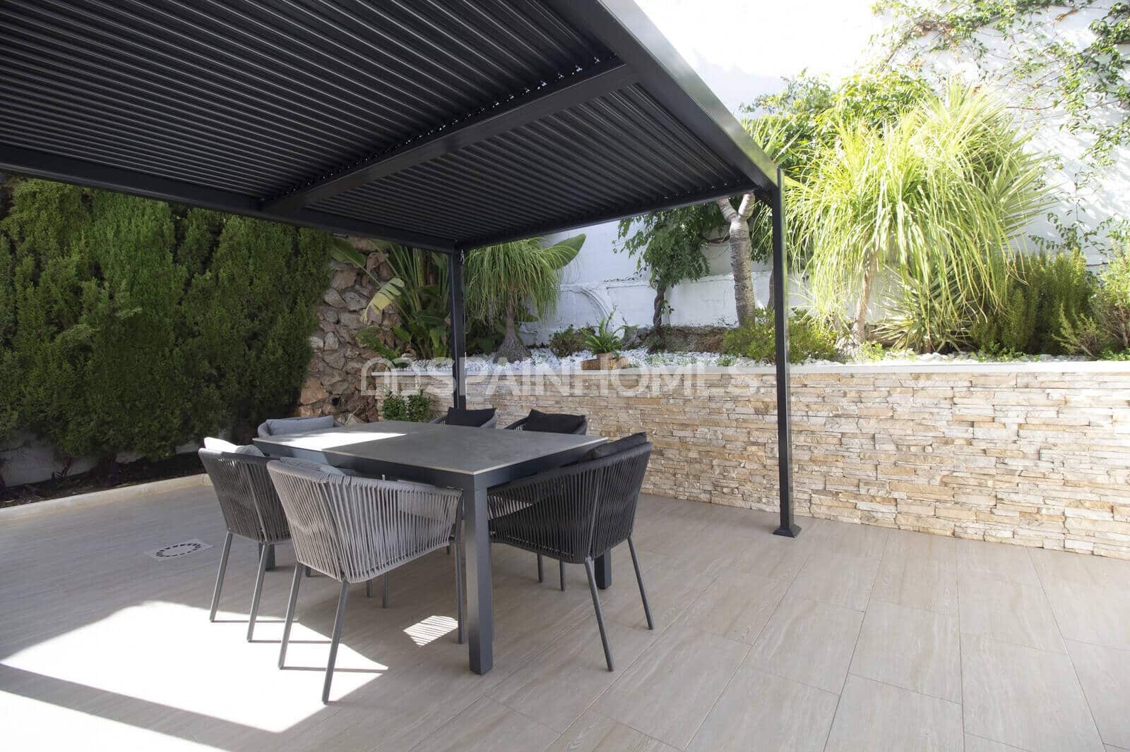 3 makuuhuone Huvila myytävänä paikassa Benalmadena mukana uima-altaan - 695 000 € (Ref: 10048723)