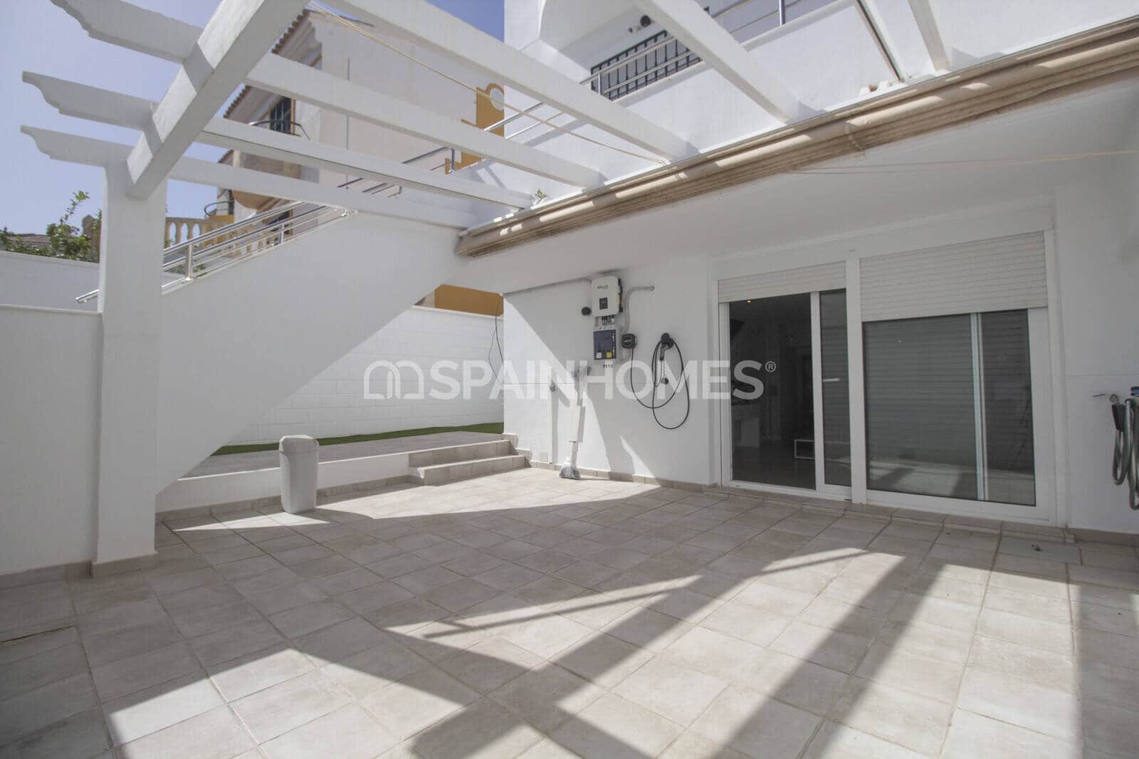 3 makuuhuone Huvila myytävänä paikassa Benalmadena mukana uima-altaan - 695 000 € (Ref: 10048723)