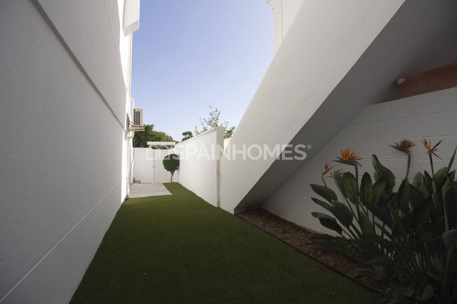 3 makuuhuone Huvila myytävänä paikassa Benalmadena mukana uima-altaan - 695 000 € (Ref: 10048723)