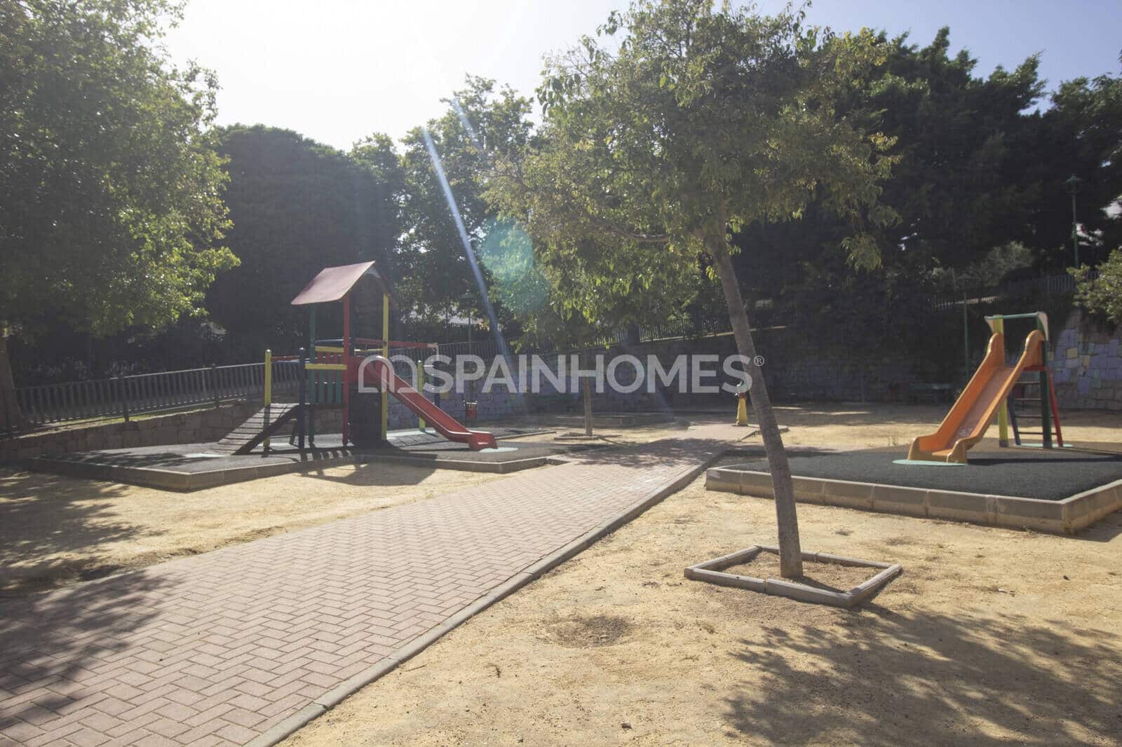 3 makuuhuone Huvila myytävänä paikassa Benalmadena mukana uima-altaan - 695 000 € (Ref: 10048723)