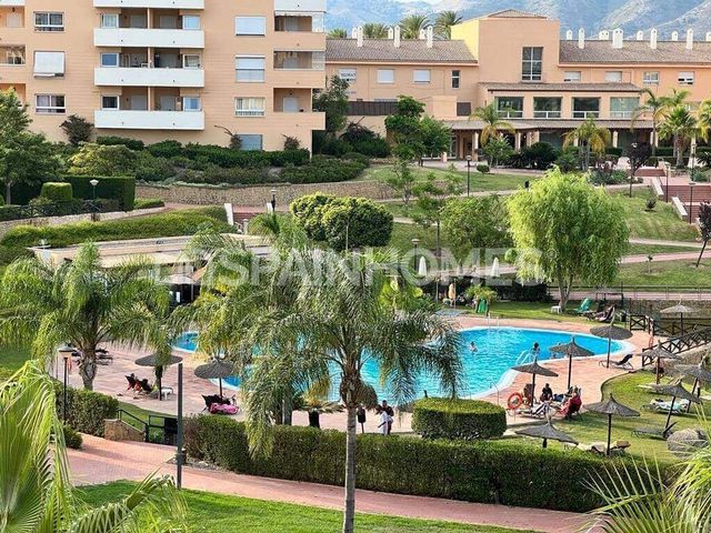 2 chambre Appartement à vendre à Alhaurín de la Torre avec piscine - 365 000 € (Ref: 10123412)