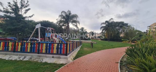 Piso de 2 habitaciones en Alhaurín de la Torre en venta con piscina - 365.000 € (Ref: 10123412)