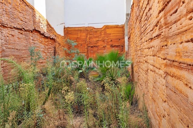 Terrain à Bâtir à vendre à Centro - Muelle Pesquero, Torrevieja - 349 000 € (Ref: 10123413)
