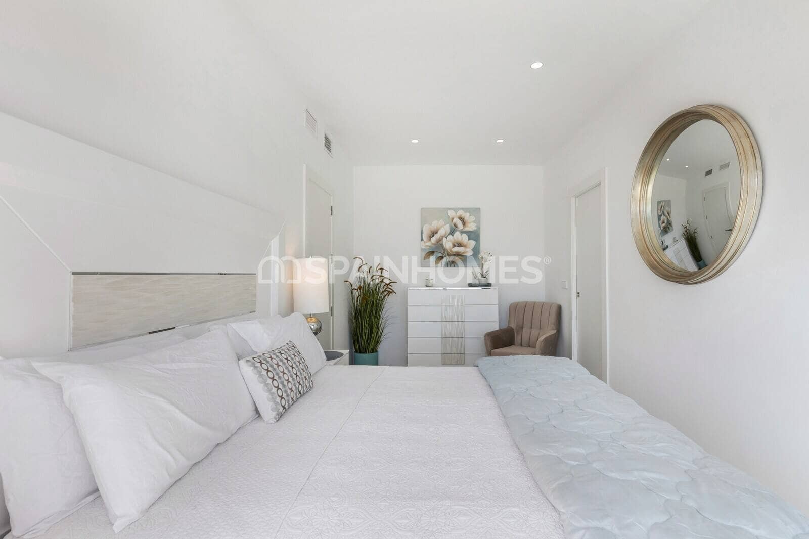 Chalet de 3 habitaciones en Los Alcázares en venta con piscina garaje - 429.000 € (Ref: 10139111)