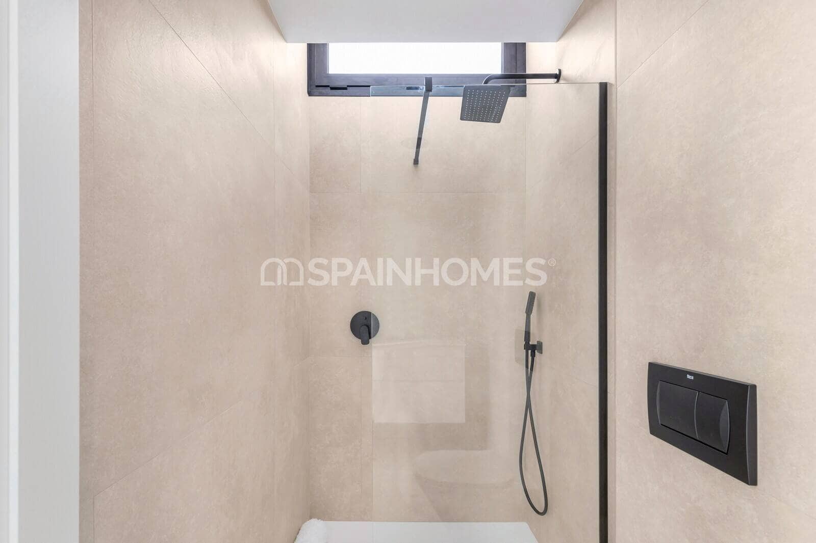 Chalet de 3 habitaciones en Los Alcázares en venta con piscina garaje - 429.000 € (Ref: 10139111)