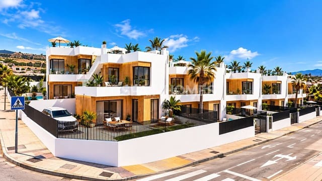 3 makuuhuone Huvila myytävänä paikassa Vistabella, Orihuela mukana uima-altaan - 570 000 € (Ref: 10141658)
