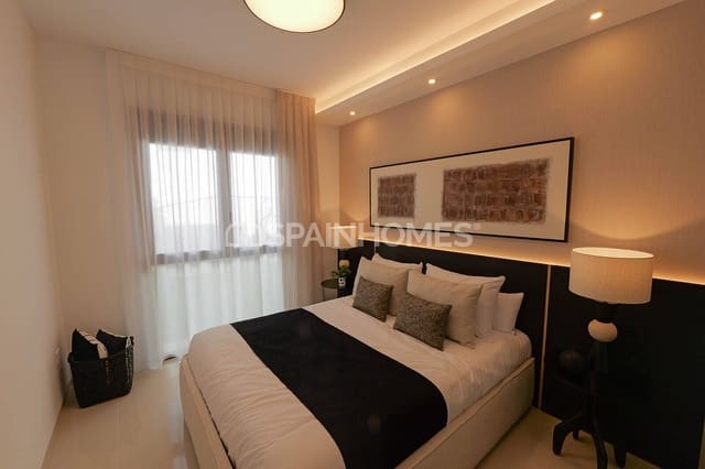 3 sypialnia Willa na sprzedaż w Centro, Los Alcázares z basenem garażem - 588 000 € (Ref: 10157213)