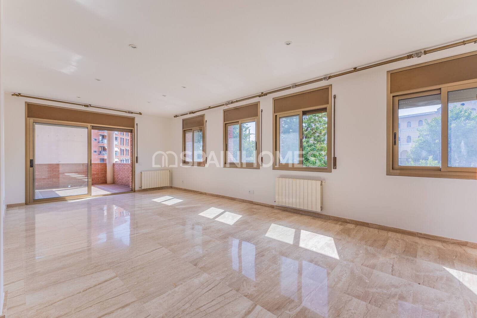 8 bedroom Villa for sale in Mataro with garage - € 1,150,000 (Ref: 10157214)