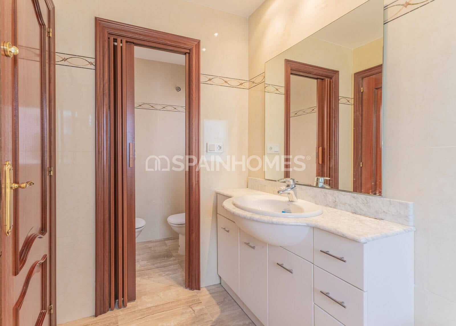 8 bedroom Villa for sale in Mataro with garage - € 1,150,000 (Ref: 10157214)