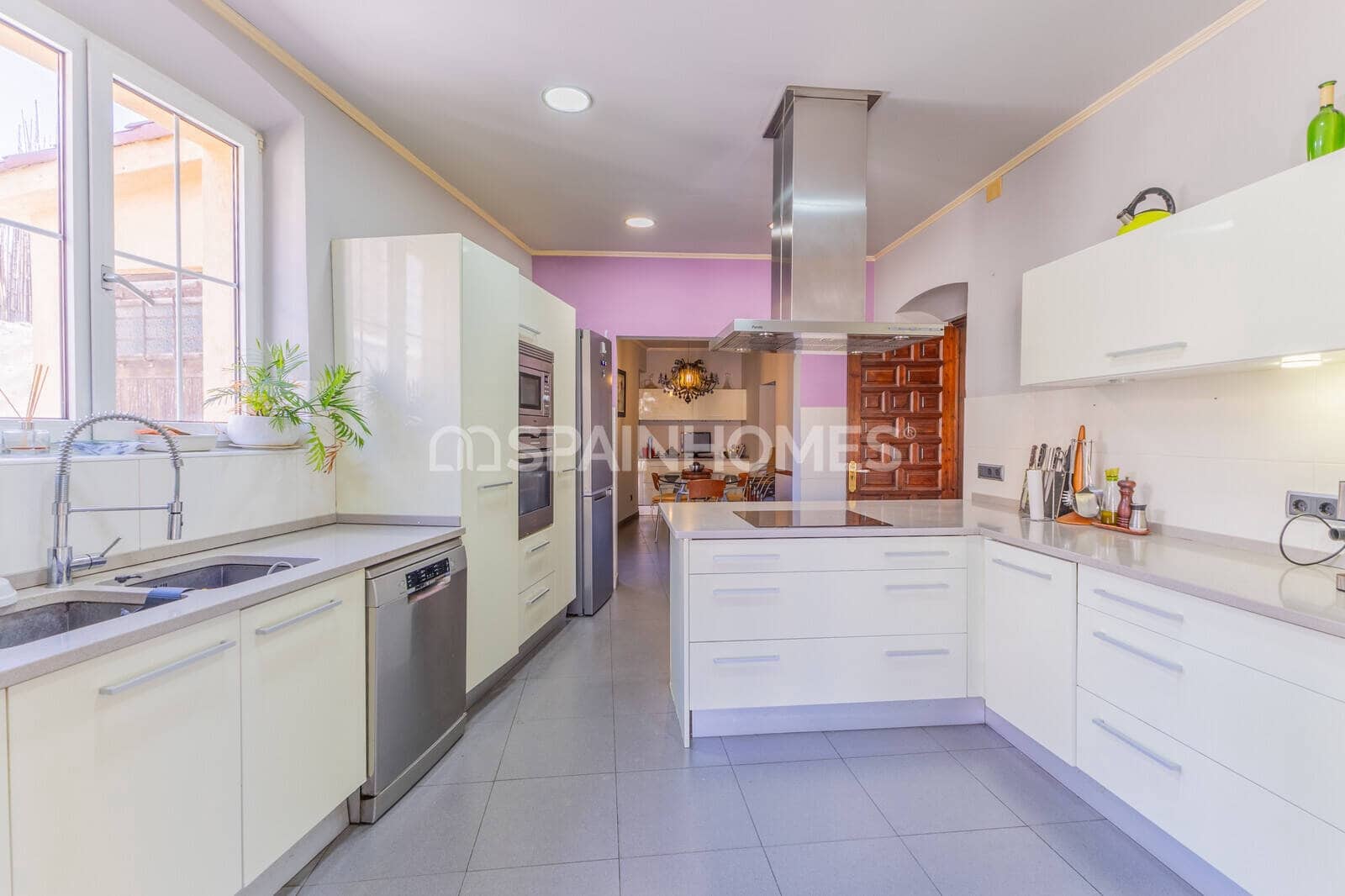 9 bedroom Villa for sale in Teia with pool - € 1,800,000 (Ref: 10157217)