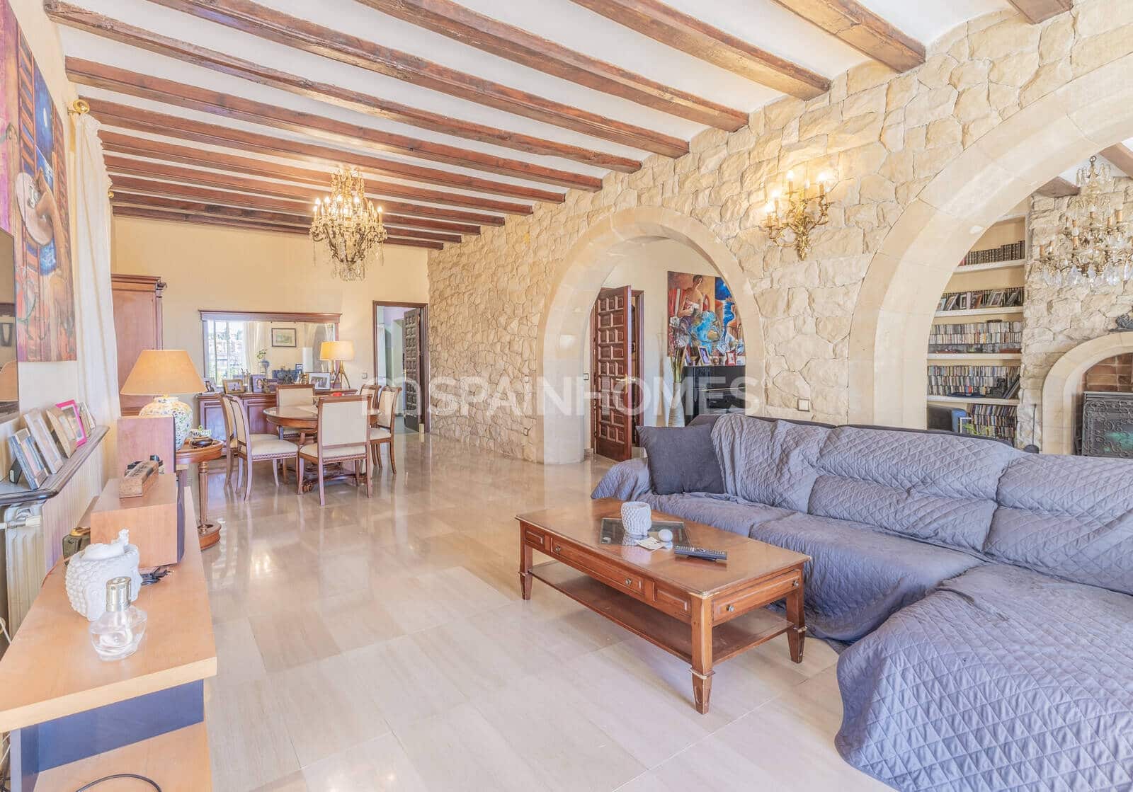 9 bedroom Villa for sale in Teia with pool - € 1,800,000 (Ref: 10157217)