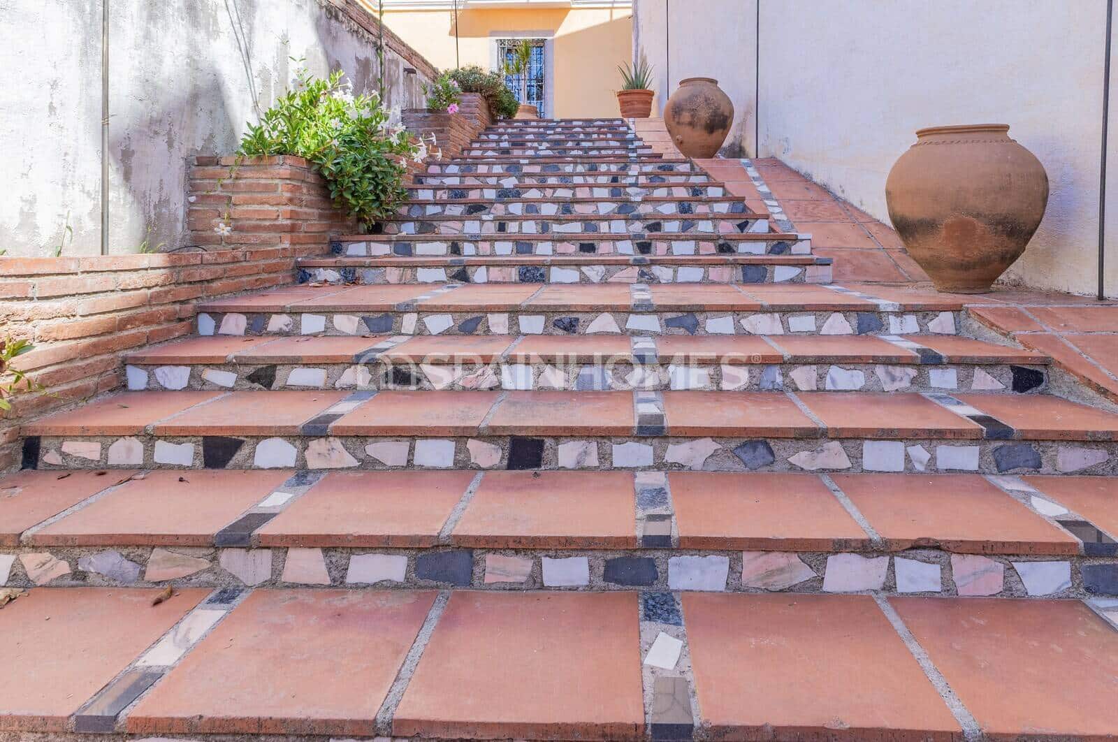 9 bedroom Villa for sale in Teia with pool - € 1,800,000 (Ref: 10157217)