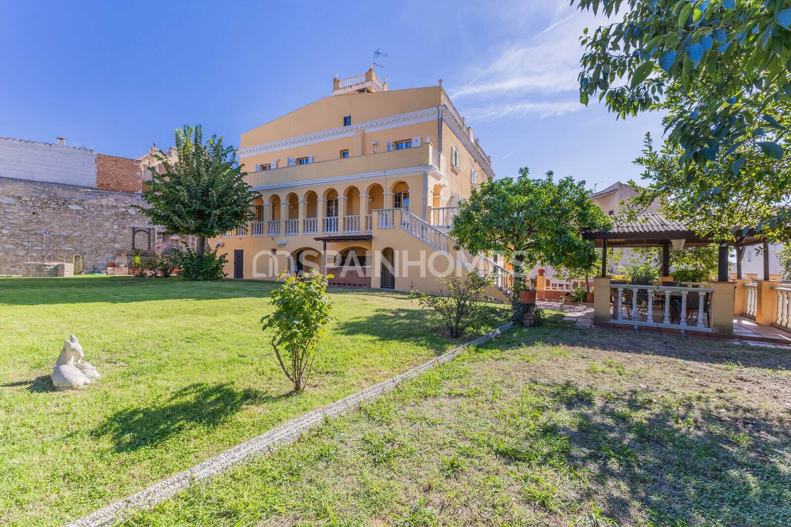 9 bedroom Villa for sale in Teia with pool - € 1,800,000 (Ref: 10157217)