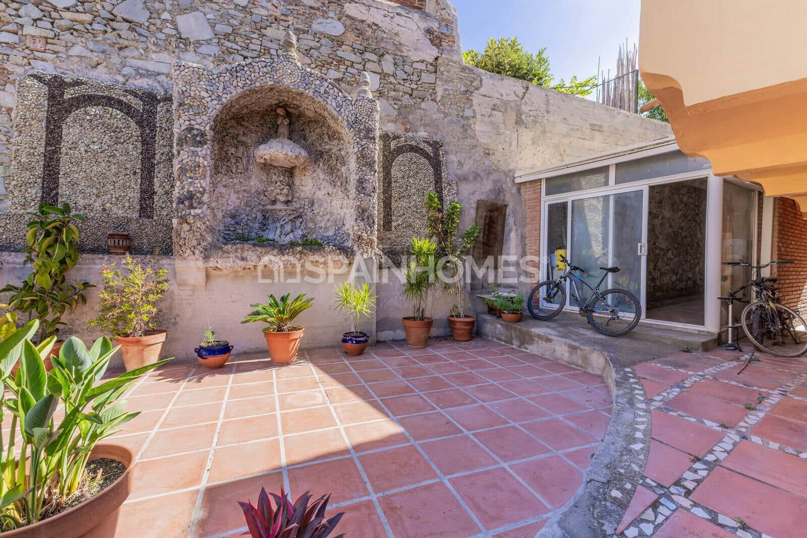 9 bedroom Villa for sale in Teia with pool - € 1,800,000 (Ref: 10157217)