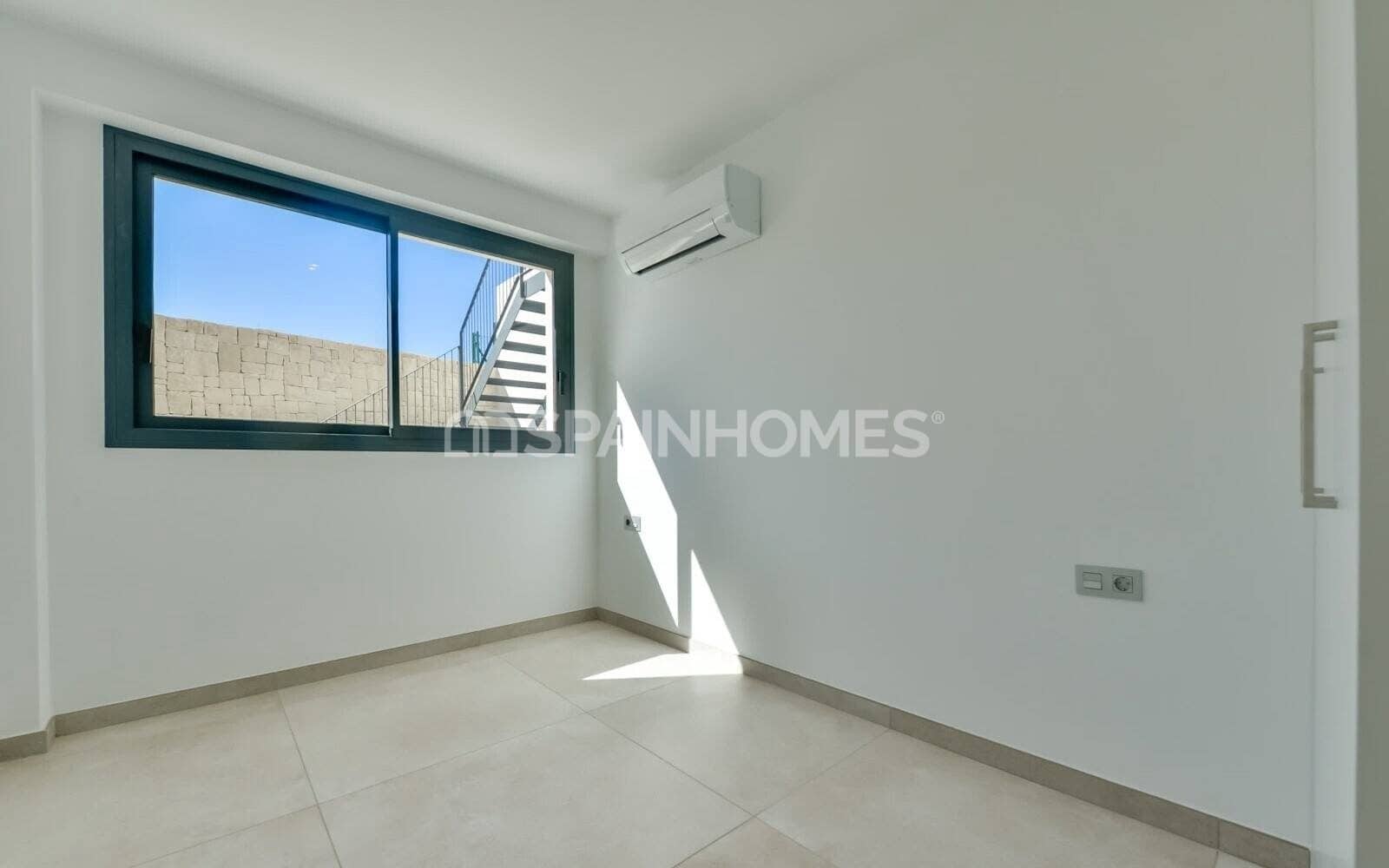 8 slaapkamer Villa te koop in Finestrat met zwembad - € 2.600.000 (Ref: 10176204)