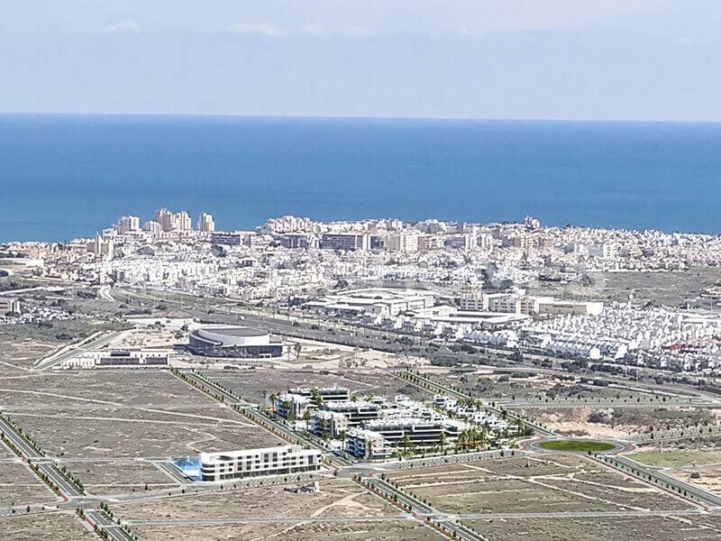 1 chambre Appartement à vendre à Torrevieja avec piscine - 229 000 € (Ref: 8964508)