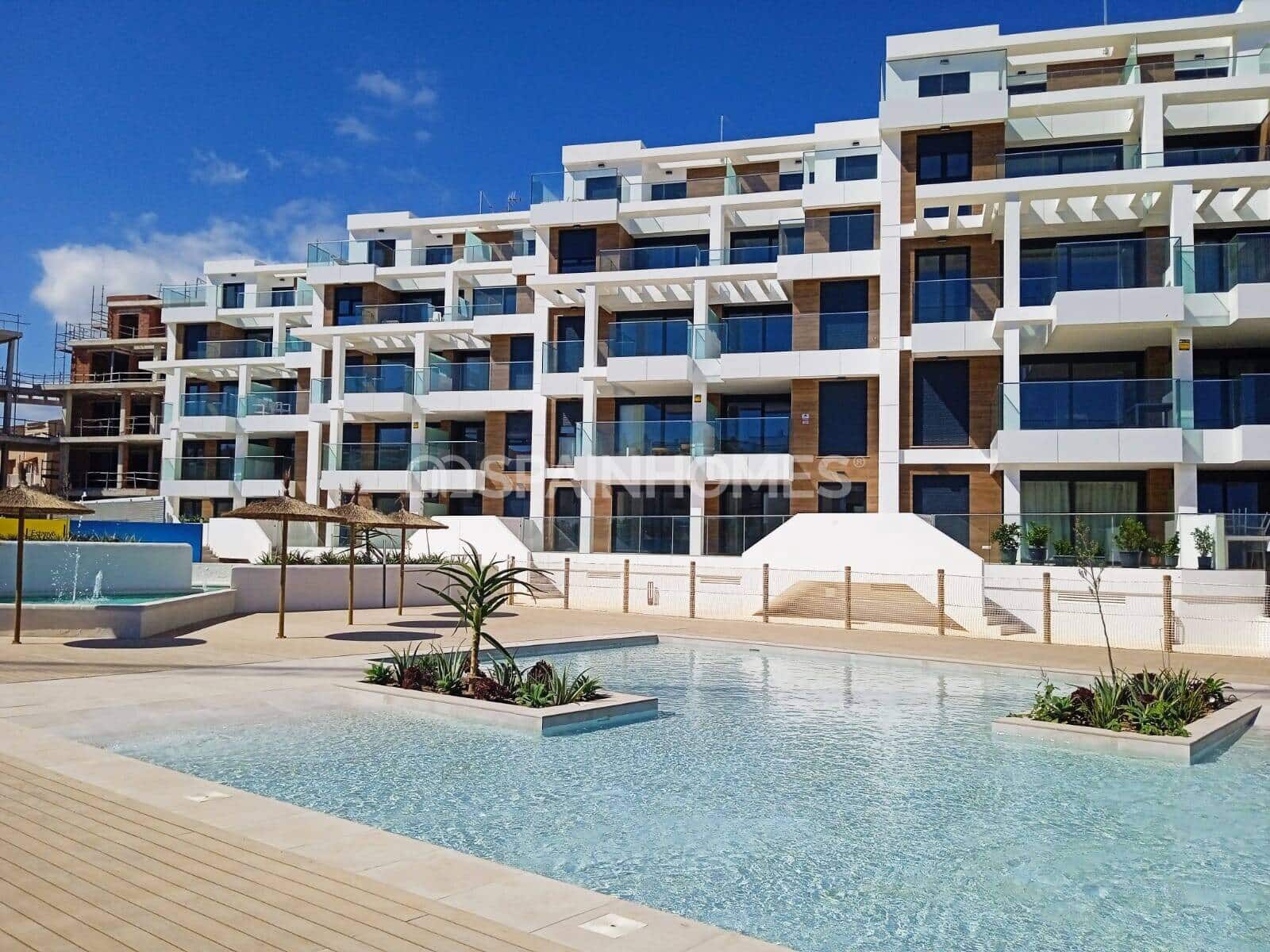 2 soveværelse Lejlighed til salg i Denia med swimmingpool - € 355.000 (Ref: 8964509)