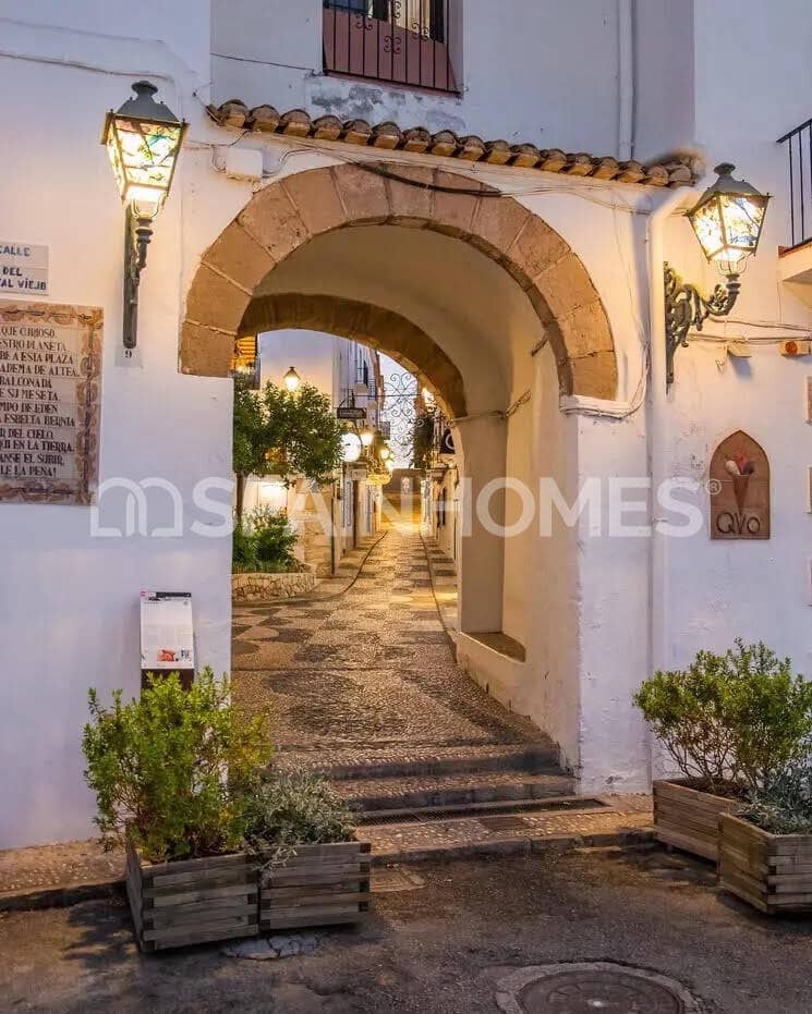 2 bedroom Flat for sale in Altea - € 465,000 (Ref: 8964511)