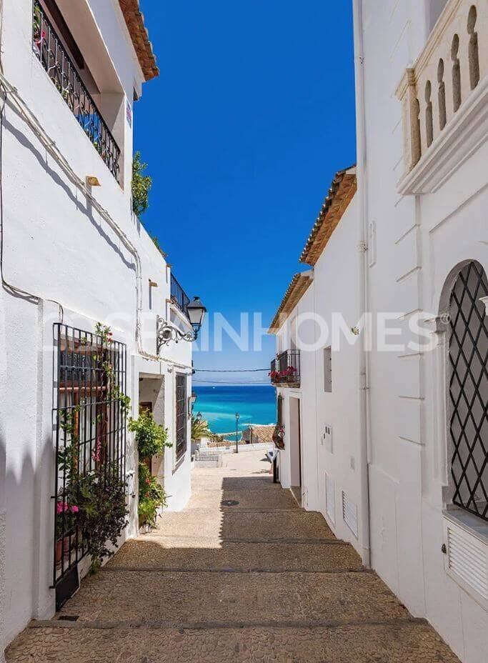 2 bedroom Flat for sale in Altea - € 465,000 (Ref: 8964511)