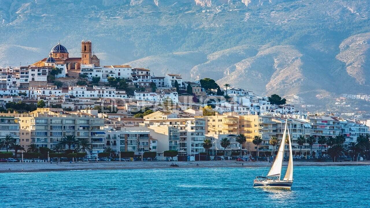 2 bedroom Flat for sale in Altea - € 465,000 (Ref: 8964511)