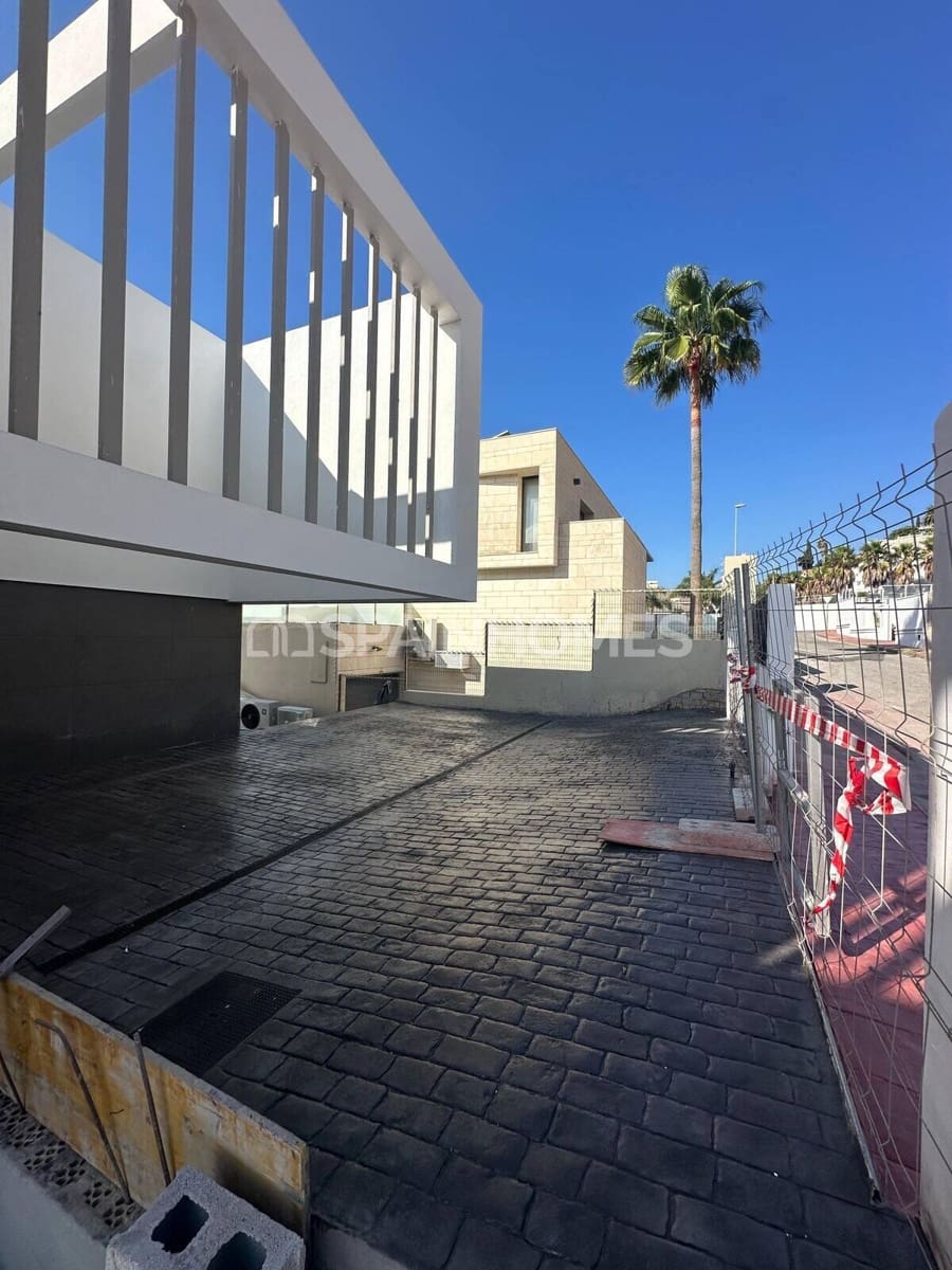 3 sypialnia Willa na sprzedaż w Benalmadena z basenem - 1 575 000 € (Ref: 8964513)