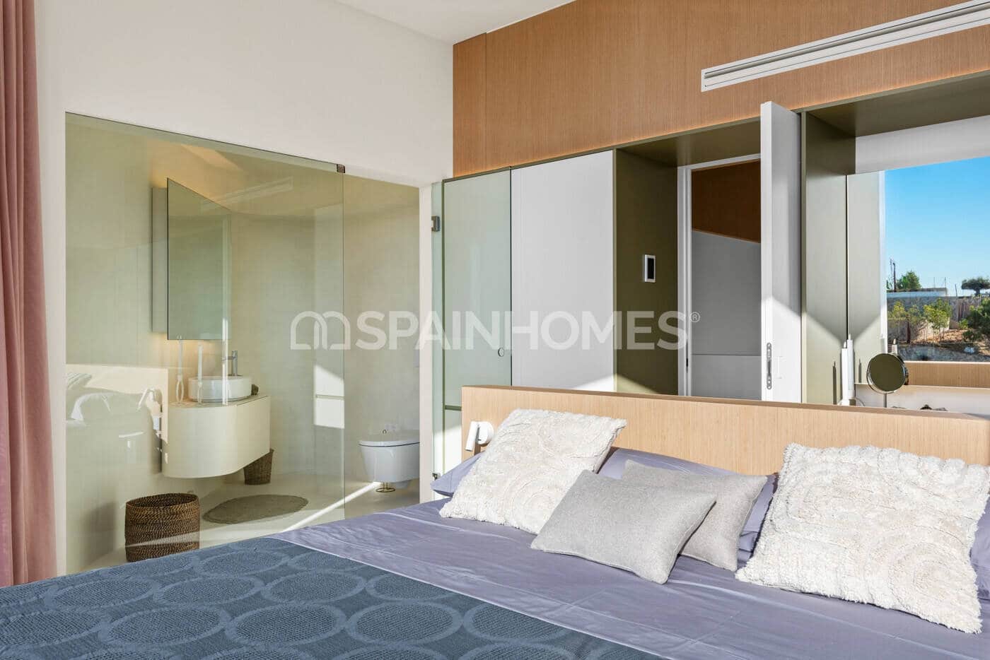 Chalet de 3 habitaciones en San Miguel de Salinas en venta con piscina - 2.365.000 € (Ref: 8964522)