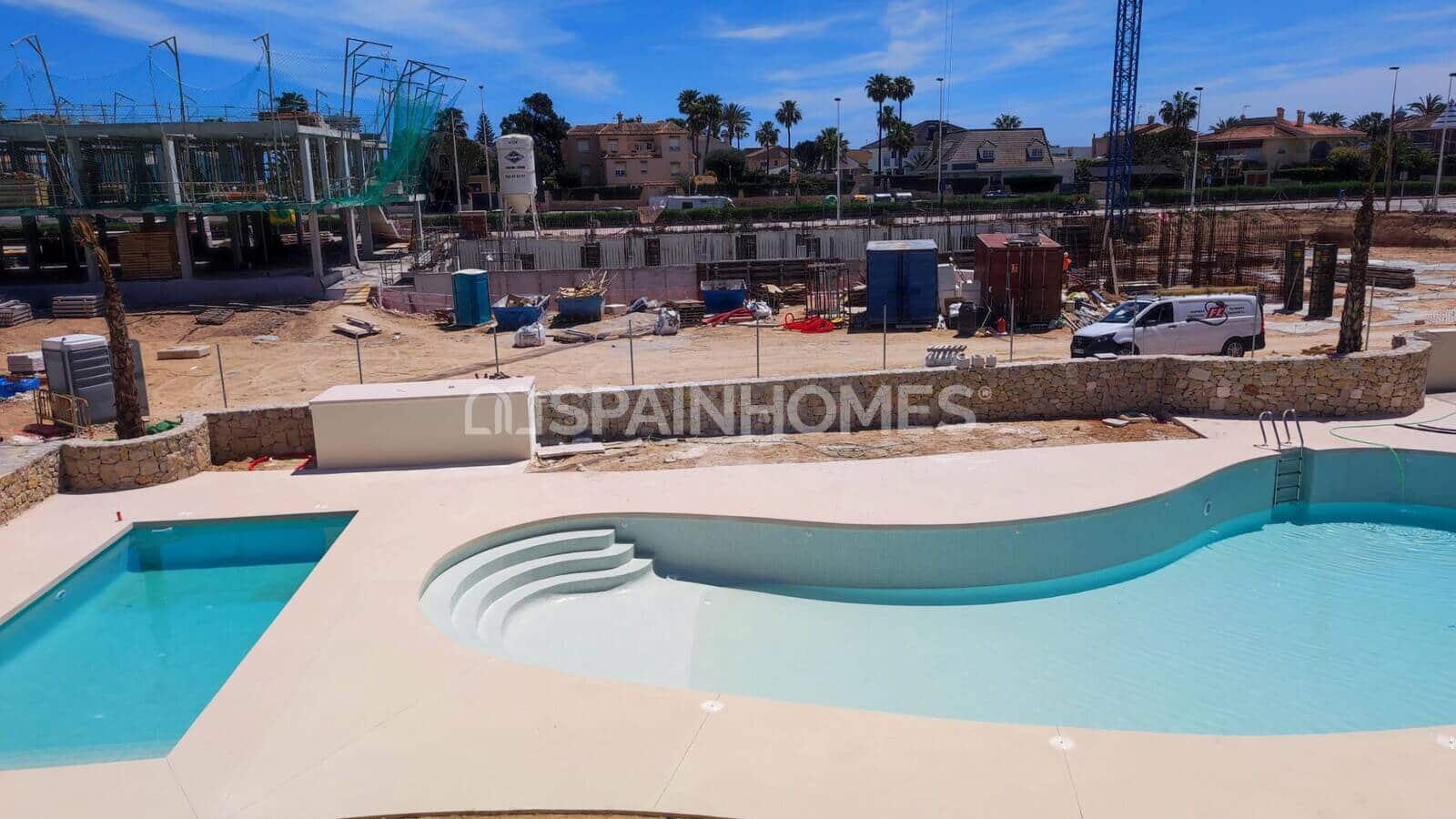 2 soveværelse Lejlighed til salg i Torrevieja med swimmingpool - € 360.000 (Ref: 8964532)