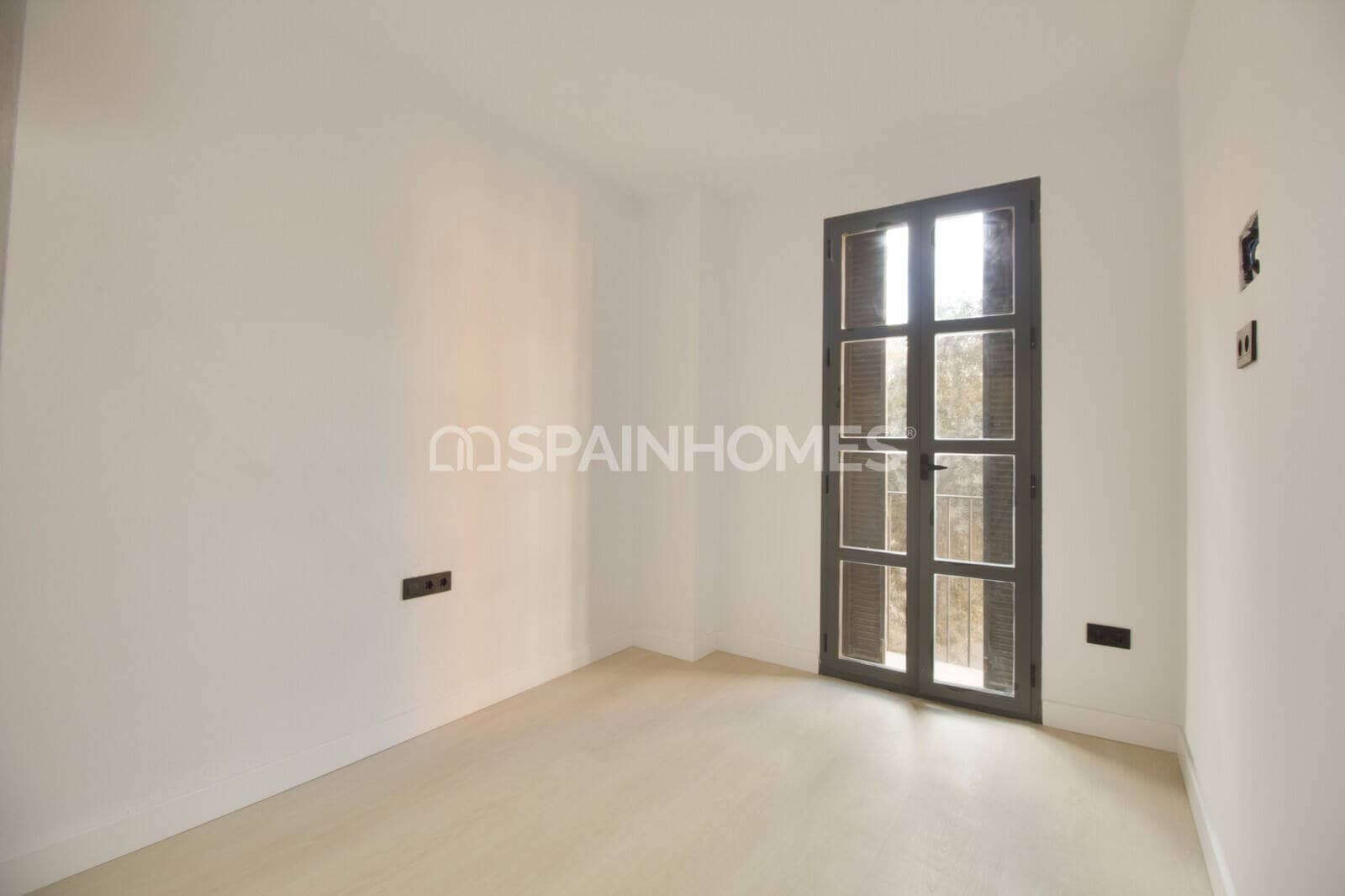 2 slaapkamer Flat te koop in Malaga stad - € 505.000 (Ref: 8980074)