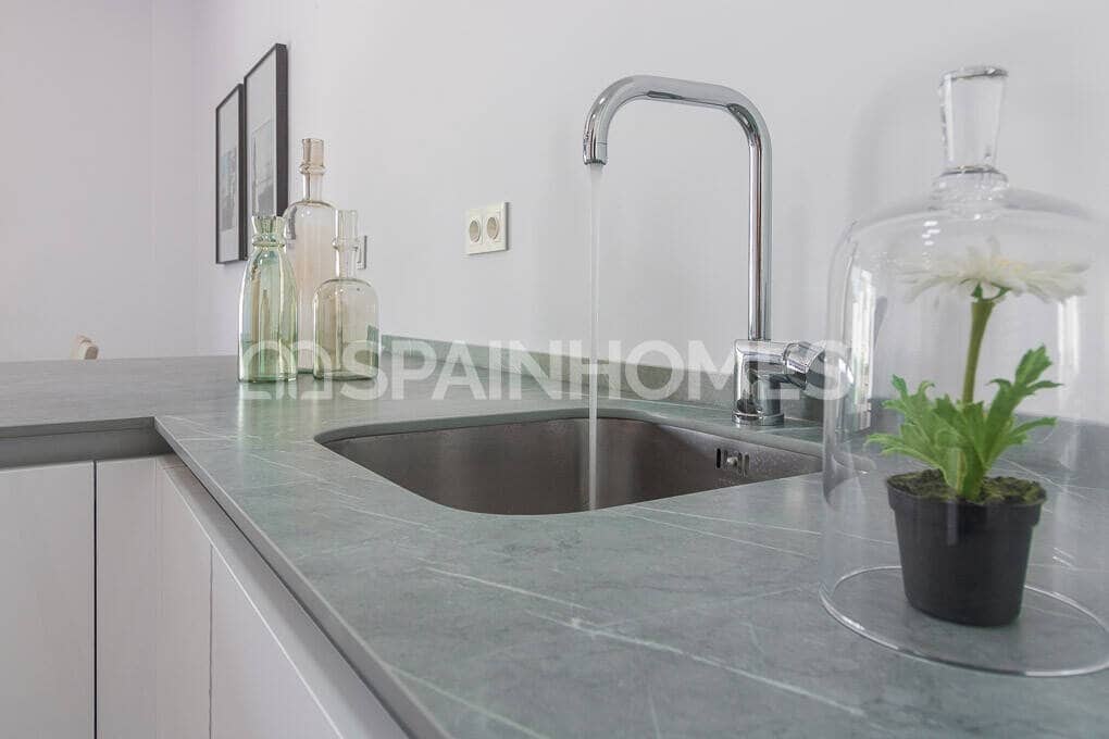 3 slaapkamer Flat te koop in Los Altos met zwembad - € 280.000 (Ref: 9036264)