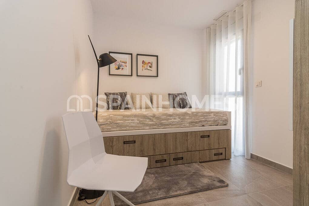 3 slaapkamer Flat te koop in Los Altos met zwembad - € 280.000 (Ref: 9036264)