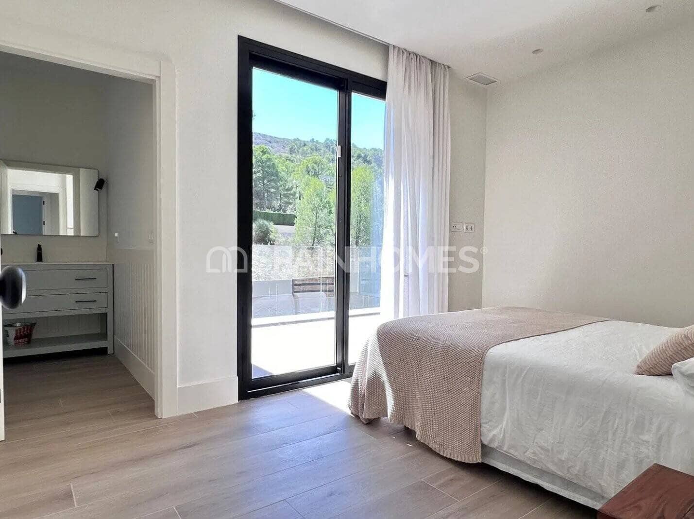 4 soveværelse Villa til salg i Biar med swimmingpool - € 870.000 (Ref: 9187967)