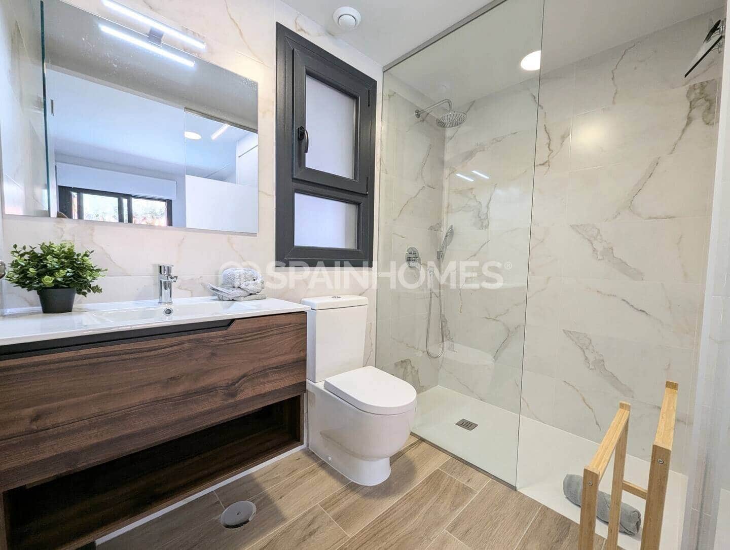 2 sovrum Lägenhet till salu i Villamartin med pool - 320 000 € (Ref: 9439009)