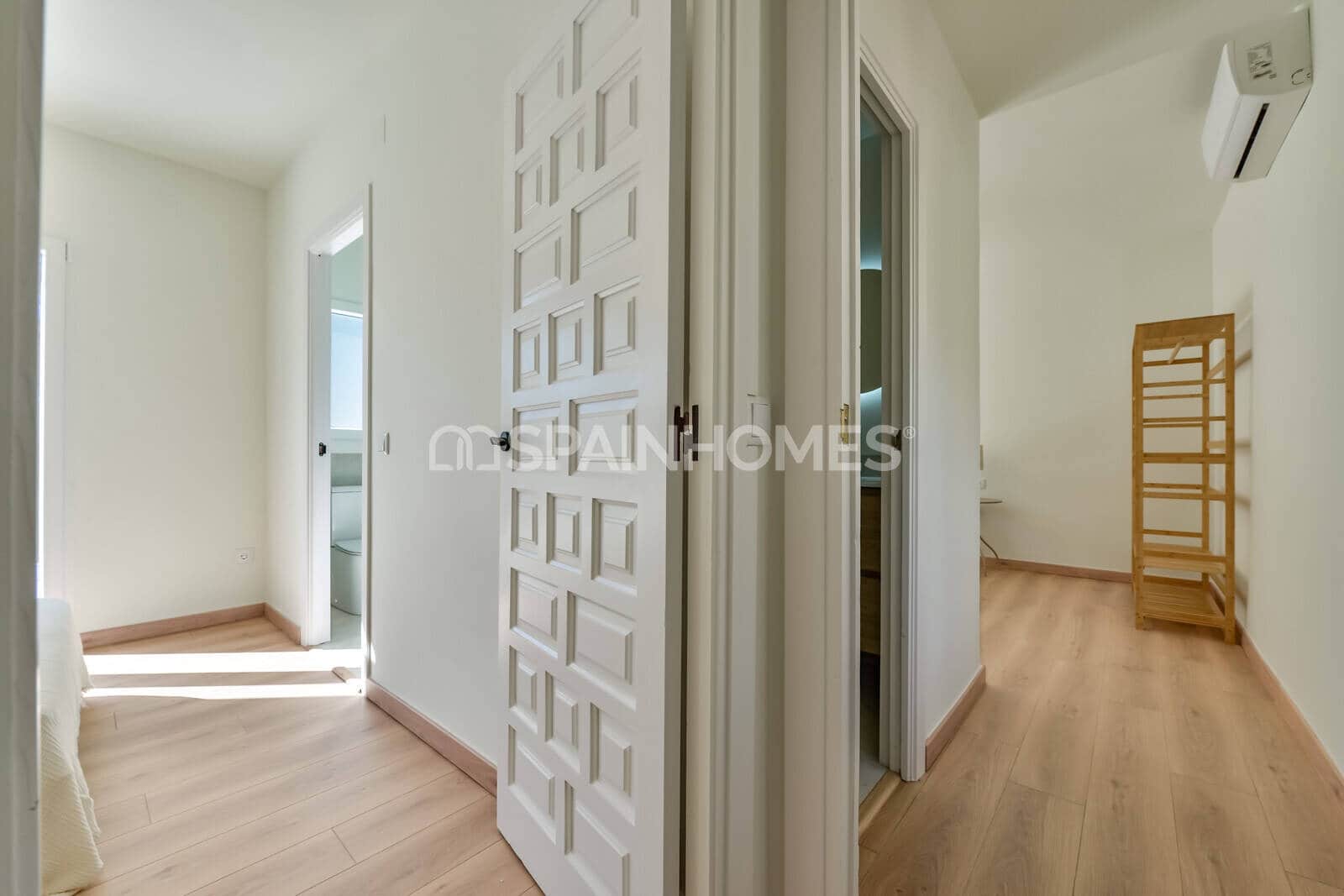 3 bedroom Villa for sale in Altea with pool - € 695,000 (Ref: 9439010)