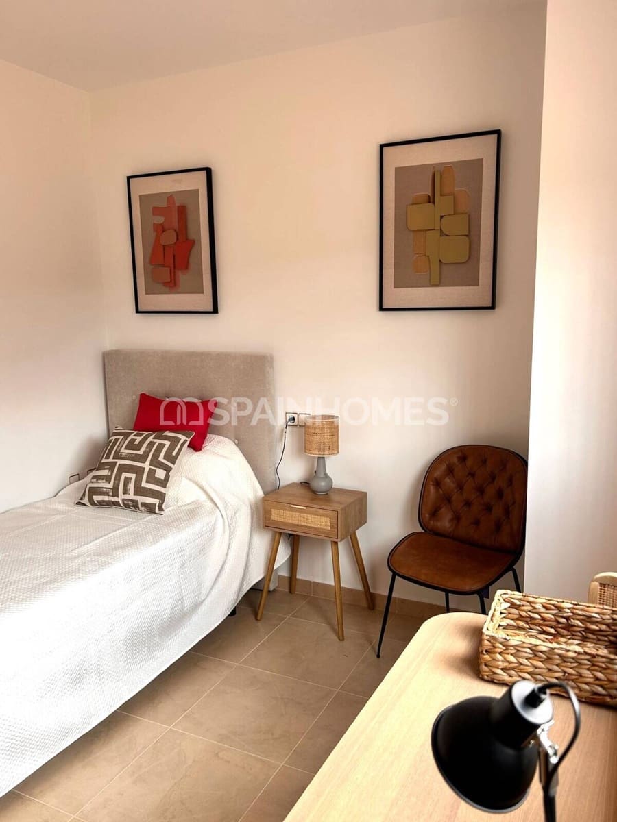 2 bedroom Flat for sale in Cabo Roig with pool - € 201,000 (Ref: 9483318)