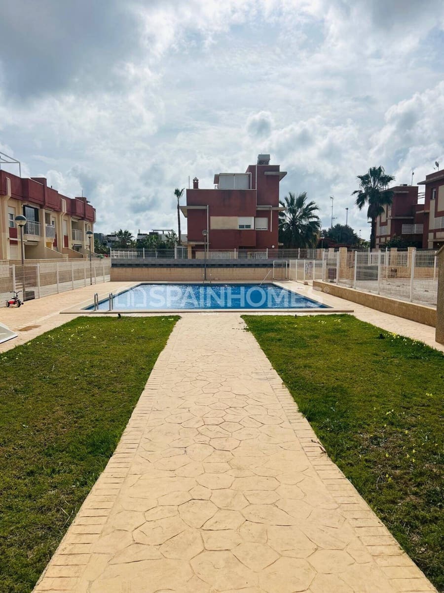 2 bedroom Flat for sale in Cabo Roig with pool - € 201,000 (Ref: 9483318)