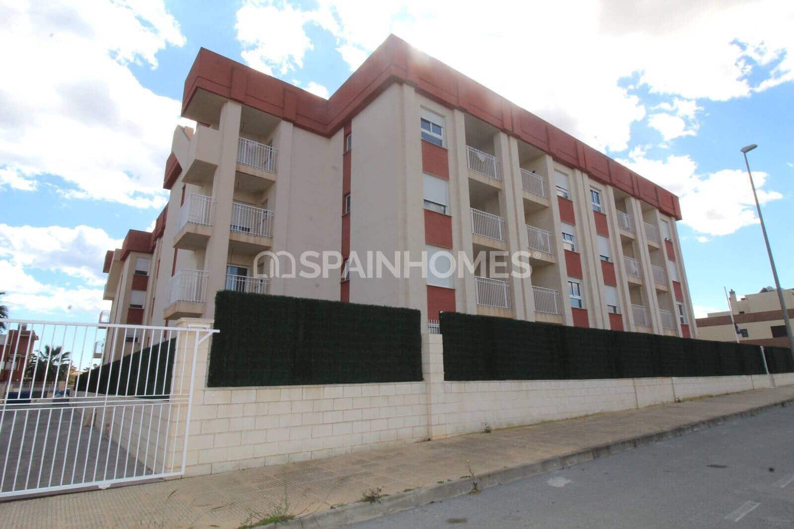 2 bedroom Flat for sale in Cabo Roig with pool - € 201,000 (Ref: 9483318)