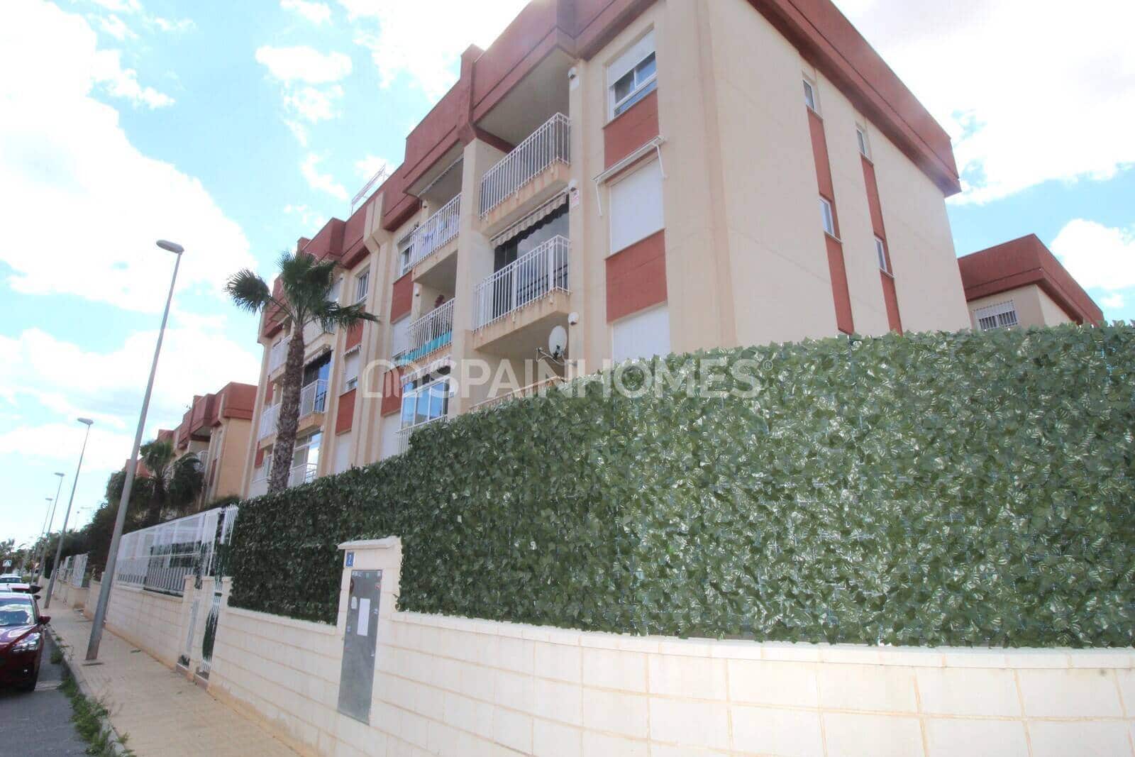 2 bedroom Flat for sale in Cabo Roig with pool - € 201,000 (Ref: 9483318)
