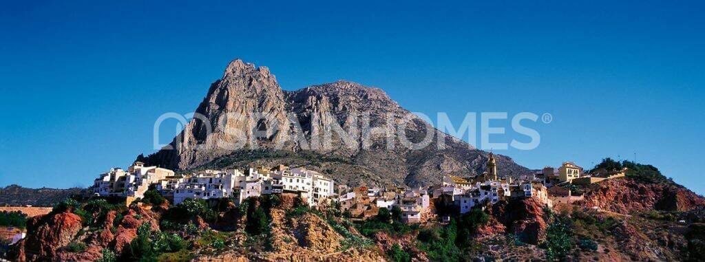 3 bedroom Villa for sale in Finestrat with pool - € 760,000 (Ref: 9483320)