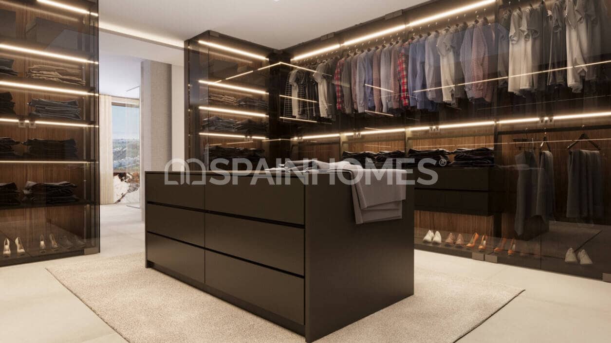 6 sovrum Villa till salu i El Madronal med pool - 11 300 000 € (Ref: 9485002)