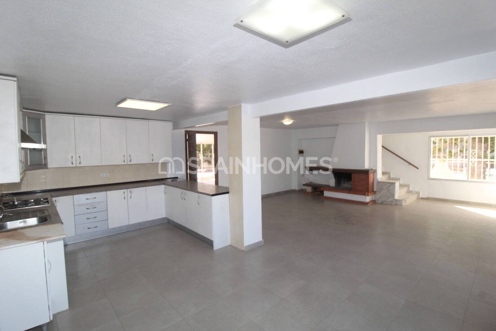 Chalet de 6 habitaciones en Elche / Elx en venta con piscina - 460.000 € (Ref: 9485006)