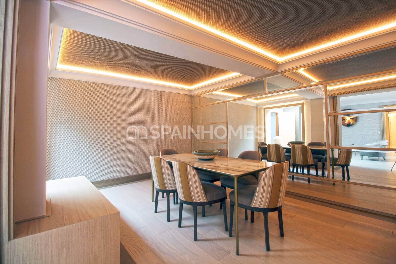 Villa for sale in Benahavis with pool - € 13,950,000 (Ref: 9485035)