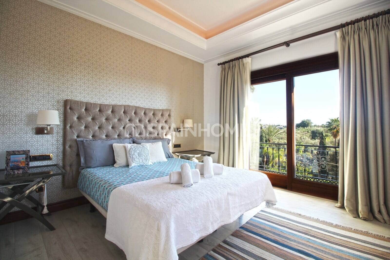 Villa for sale in Benahavis with pool - € 13,950,000 (Ref: 9485035)