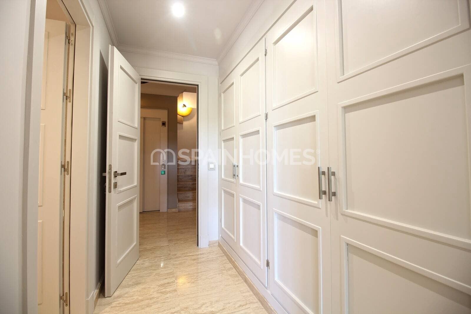 Chalet en Benahavís en venta con piscina garaje - 13.950.000 € (Ref: 9485035)