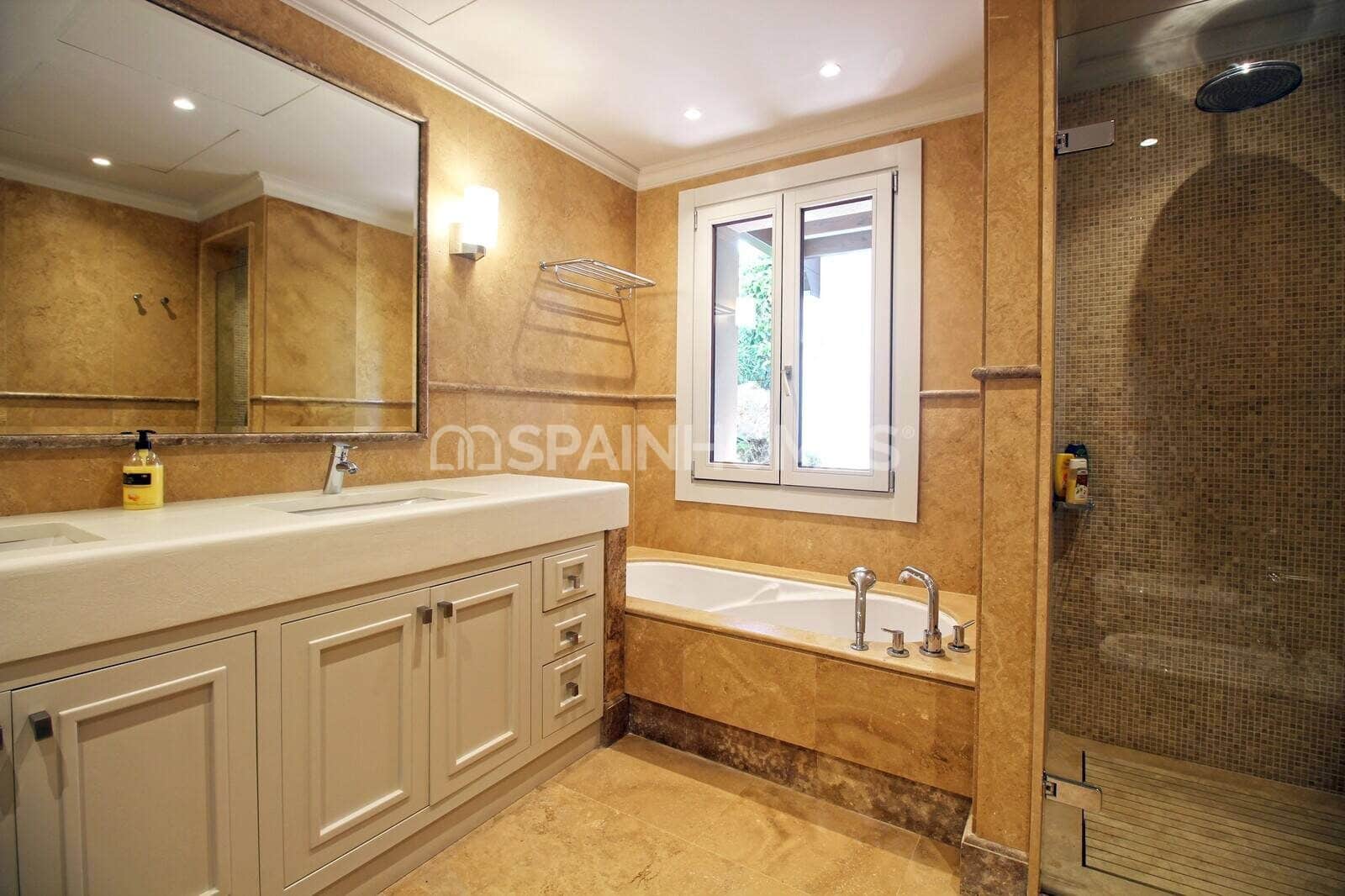 Chalet en Benahavís en venta con piscina garaje - 13.950.000 € (Ref: 9485035)