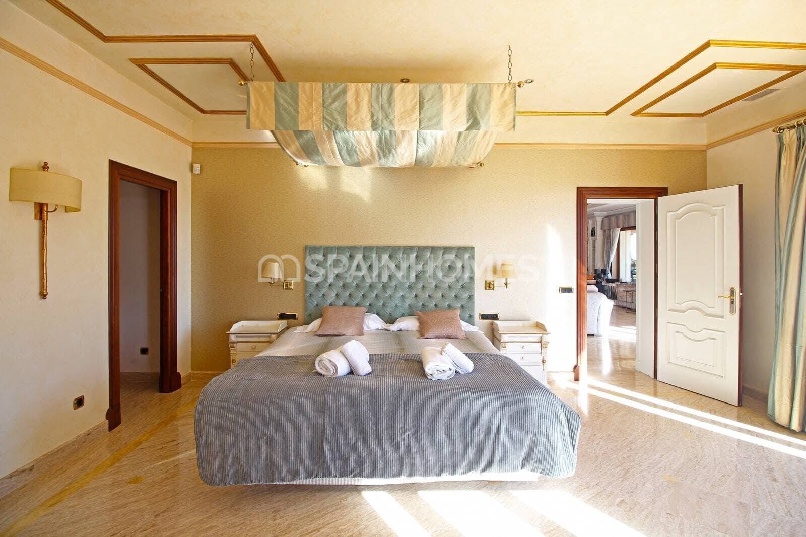 Chalet en Benahavís en venta con piscina garaje - 13.950.000 € (Ref: 9485035)
