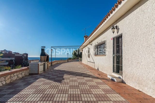 Chalet de 6 habitaciones en La Capellania, Benalmádena en venta con piscina - 1.545.000 € (Ref: 9485036)