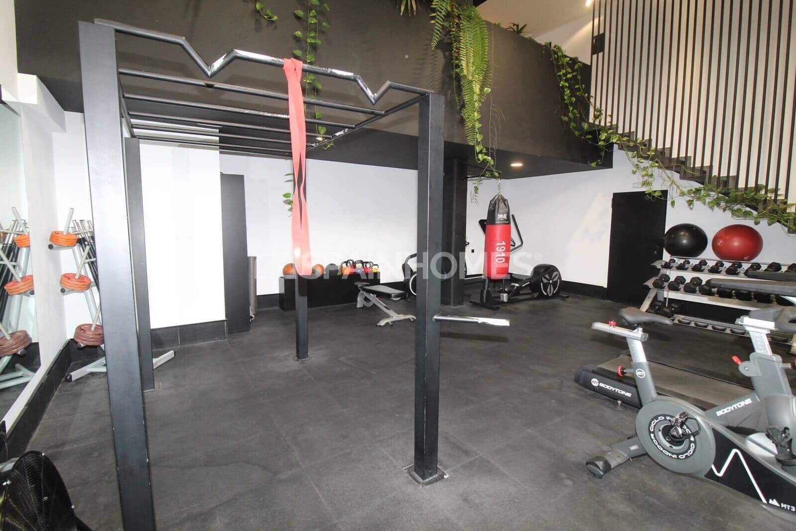 3 bedroom Flat for sale in Los Dolses with pool - € 639,000 (Ref: 9735168)