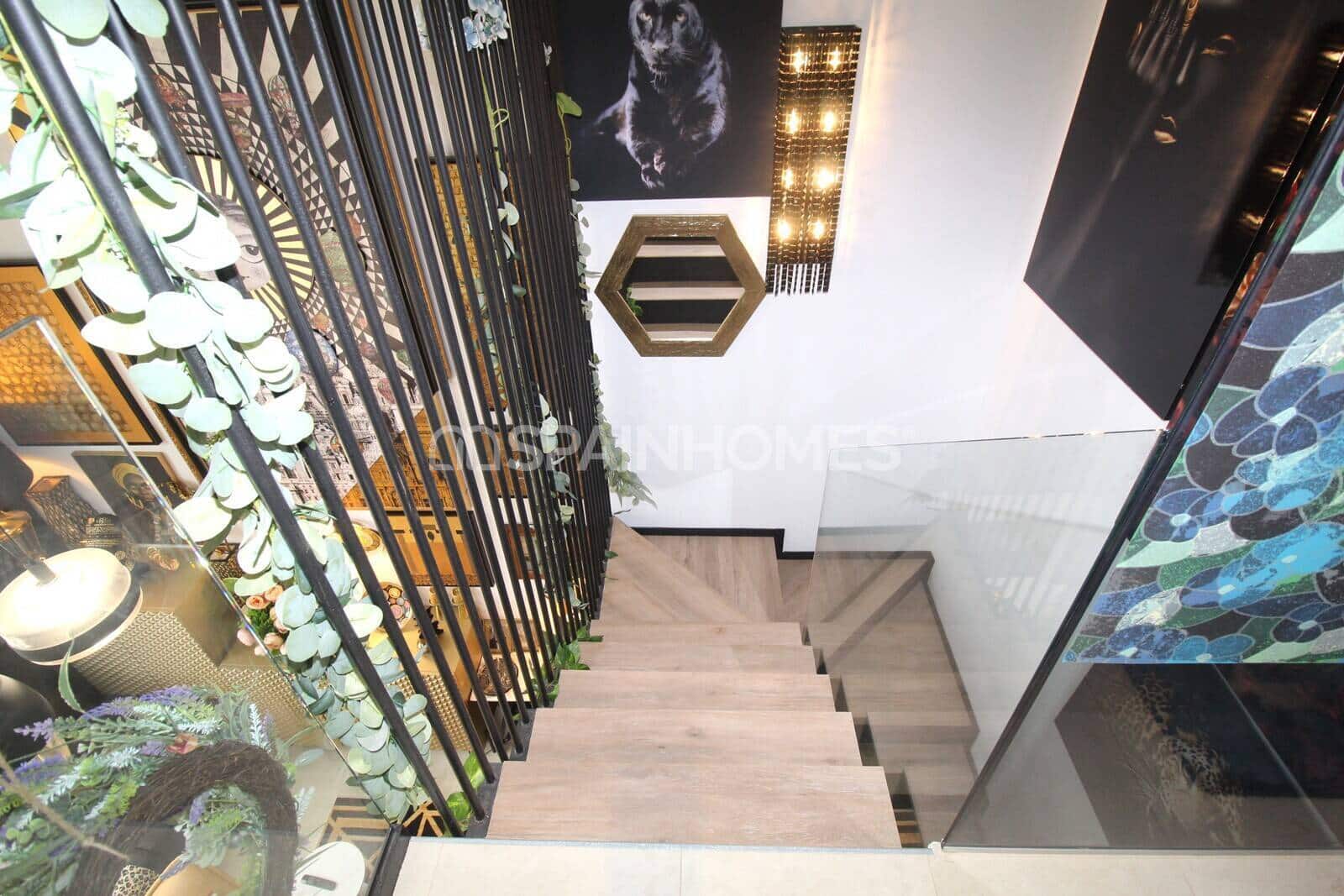 3 bedroom Flat for sale in Los Dolses with pool - € 639,000 (Ref: 9735168)