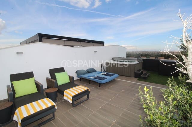 3 slaapkamer Flat te koop in Los Dolses, Orihuela met zwembad garage - € 639.000 (Ref: 9735168)